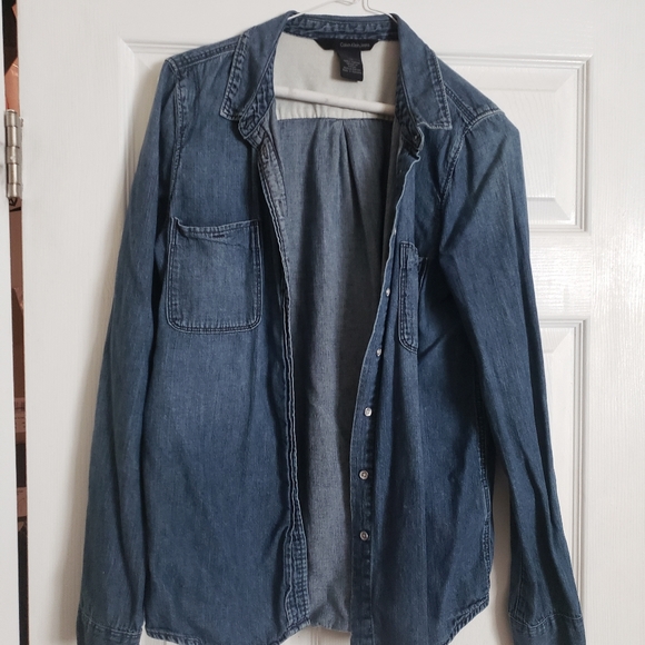 Calvin Klein Button Top - Picture 5 of 5